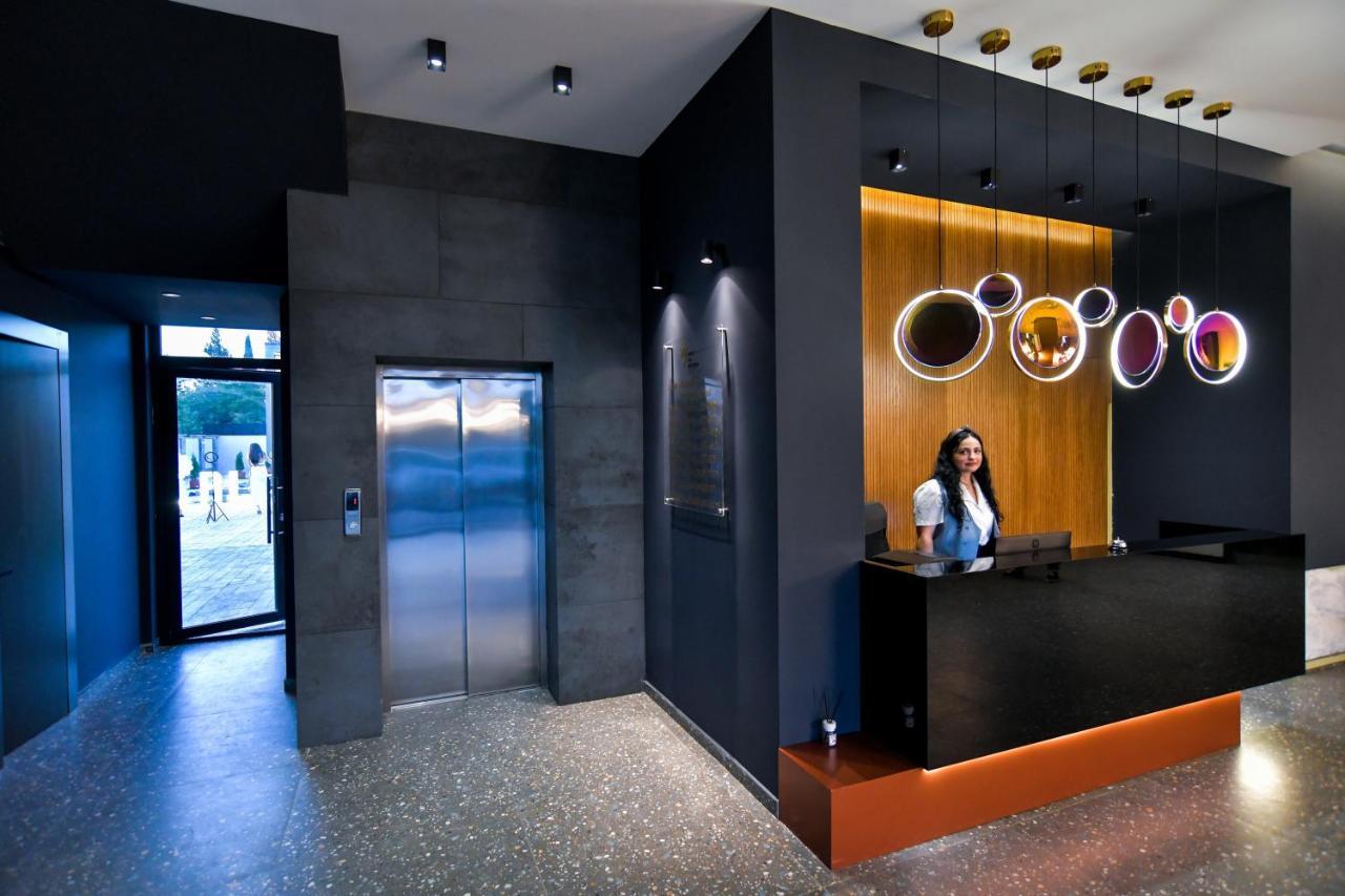 West Inn Georgia 库塔伊西 外观 照片